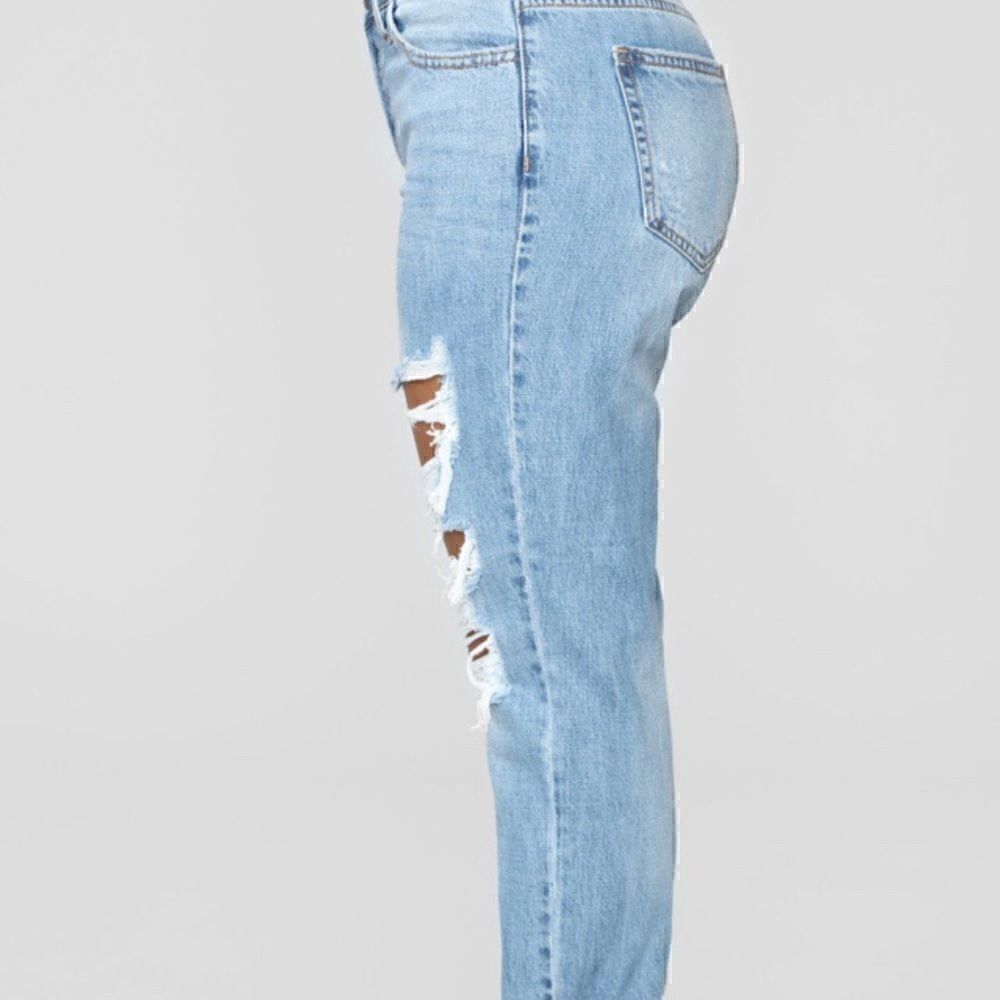 NEW Jax Distressed High Rise Boyfriend Jeans-9 - Picture 3 of 12